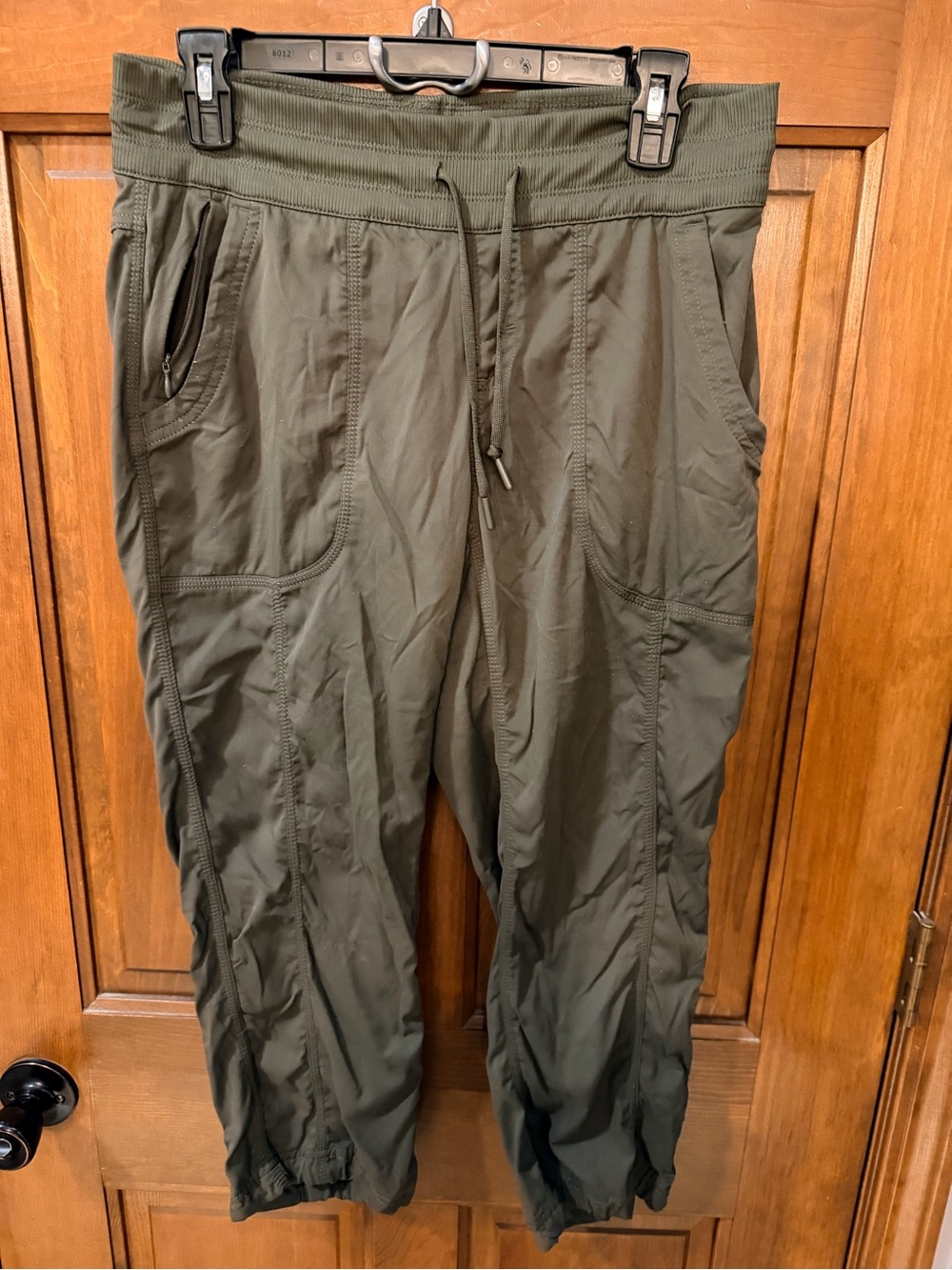 Women’s Olive Green Casual Drawstring Capri